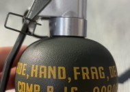 绝地求生卡片手雷使用方法是什么？如何正确设置手雷拉环？