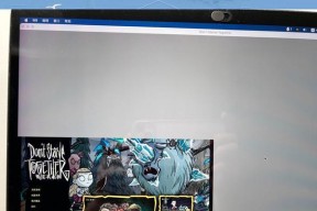 Win8系统下CF如何设置全屏显示？操作步骤是什么？
