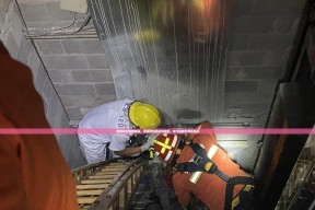 维修套在绝地求生中的使用方法是什么？
