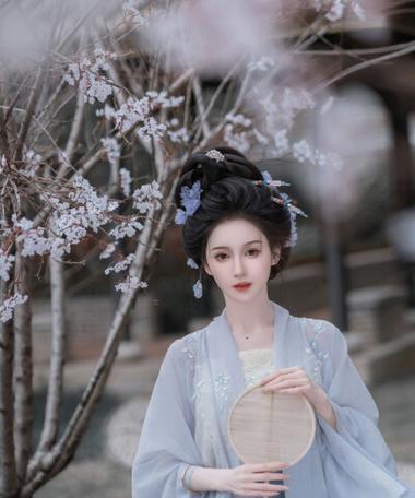 《奇迹暖暖》游戏联盟委托云端汉服聚会攻略（云端汉服聚会攻略）  第3张